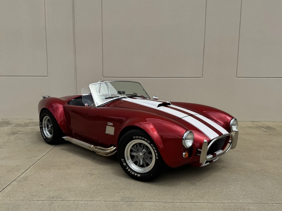 Shelby Cobra Replica - Image 27 of 31