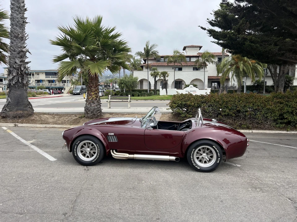 Shelby Cobra Replica - Image 11 of 31