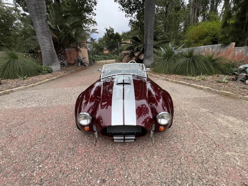 Shelby Cobra Replica - Image 23 of 31
