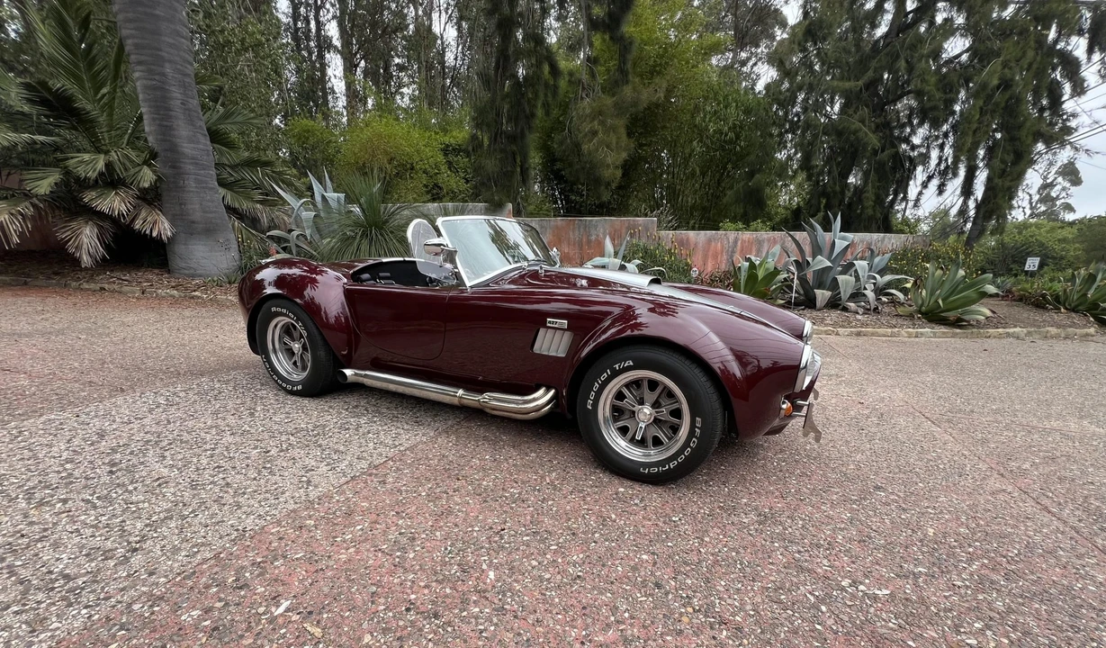 Shelby Cobra Replica - Image 19 of 31