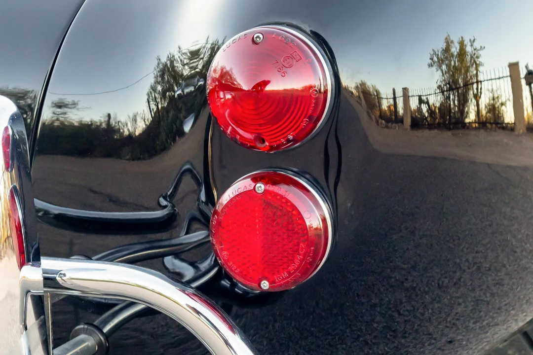 Shelby Cobra Replica - Image 13 of 31