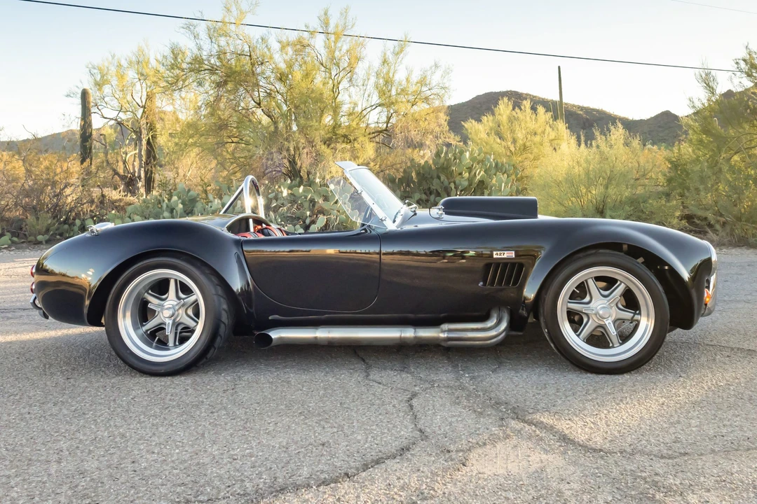 Shelby Cobra Replica - Image 4 of 31