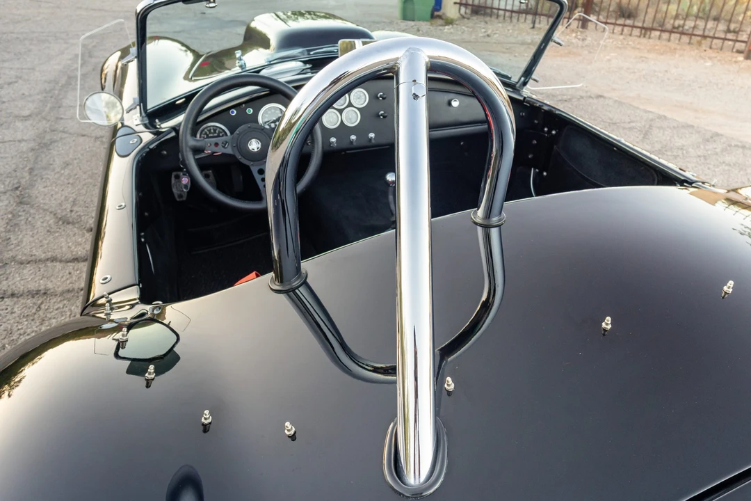 Shelby Cobra Replica - Image 25 of 31