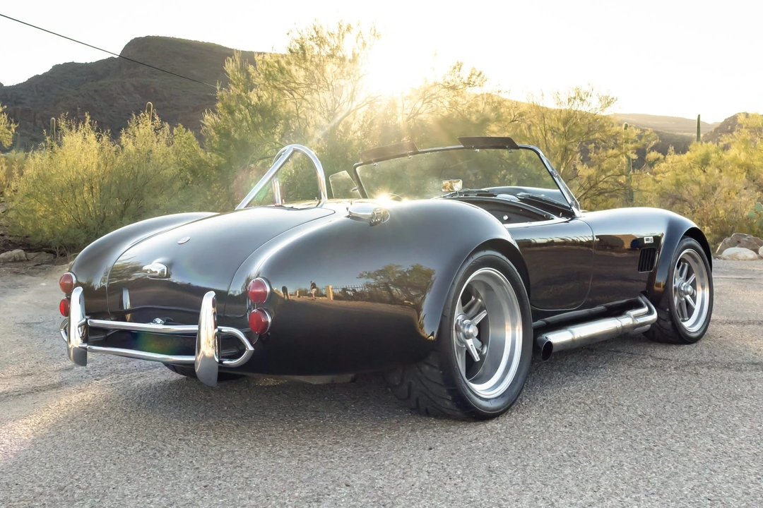 Shelby Cobra Replica - Image 5 of 31