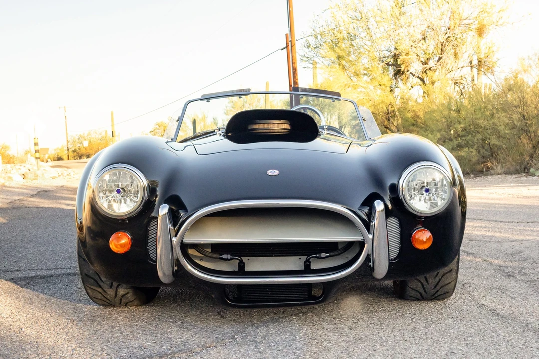 Shelby Cobra Replica - Image 2 of 31