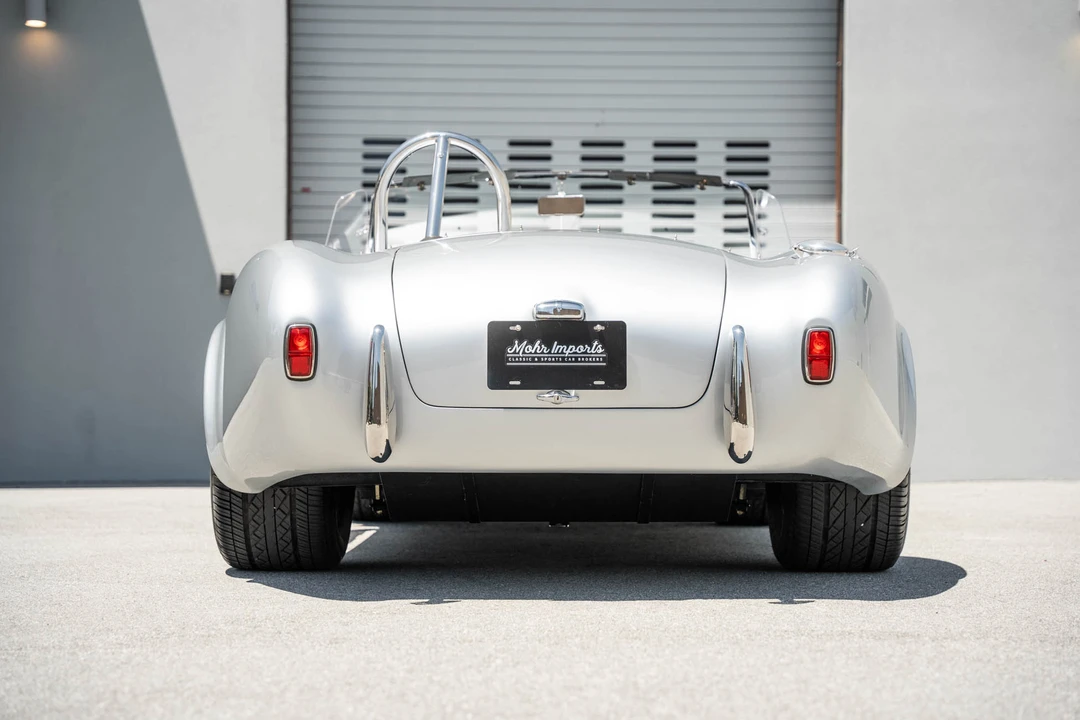 Shelby Cobra Replica - Image 20 of 31