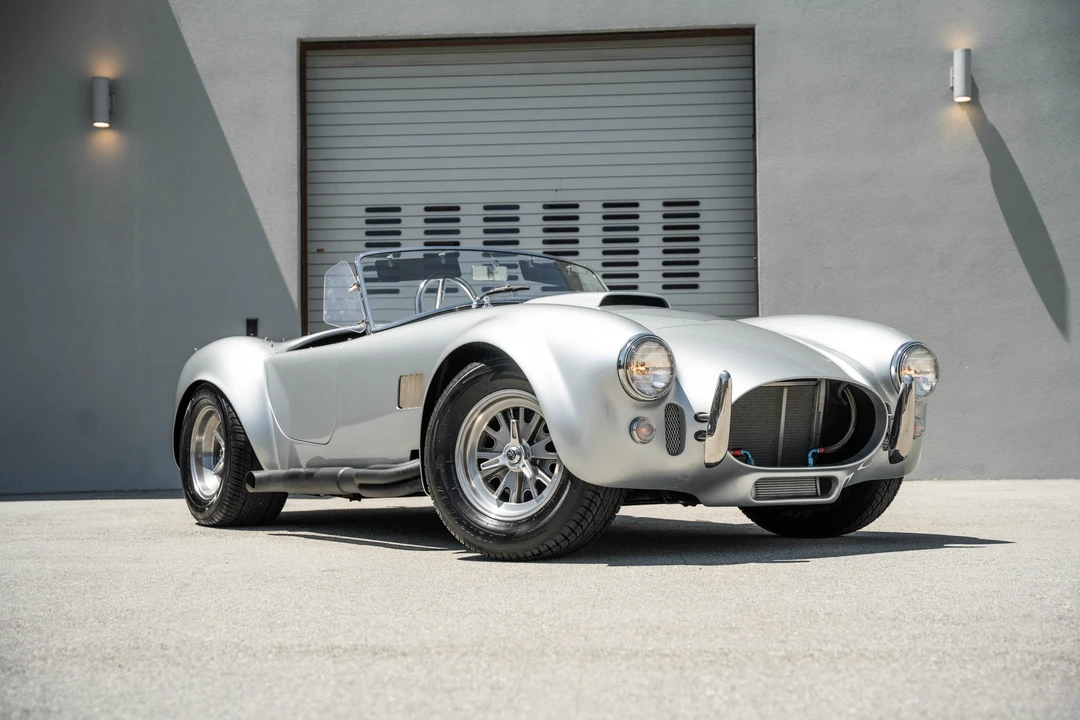 Shelby Cobra Replica - Image 31 of 31