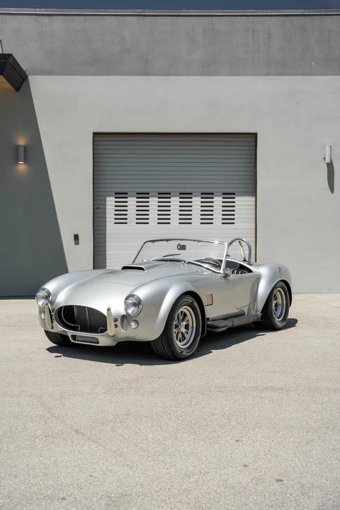 Shelby Cobra Replica - Image 3 of 31