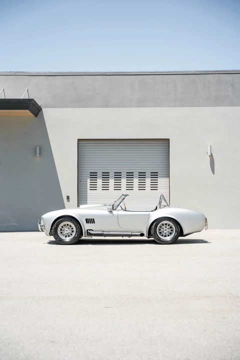 Shelby Cobra Replica - Image 7 of 31
