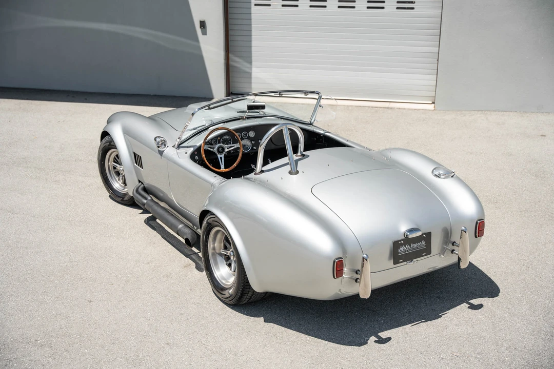 Shelby Cobra Replica - Image 14 of 31