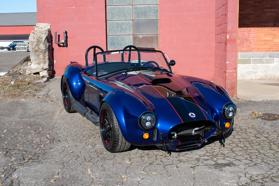 Shelby Cobra Replica - Image 27 of 31
