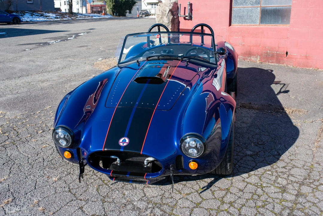 Shelby Cobra Replica - Image 4 of 31