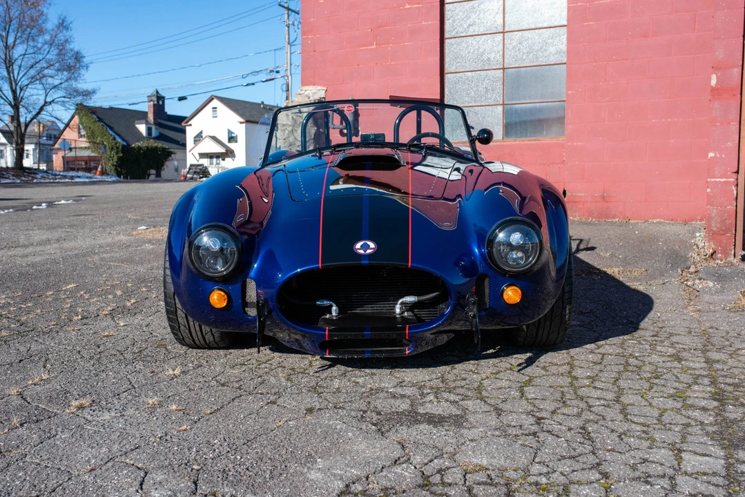 Shelby Cobra Replica - Image 2 of 31
