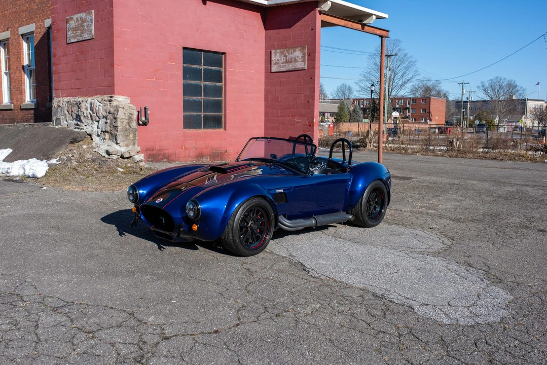 Shelby Cobra Replica - Image 13 of 31