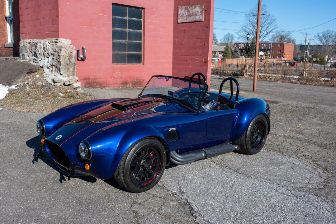 Shelby Cobra Replica - Image 11 of 31