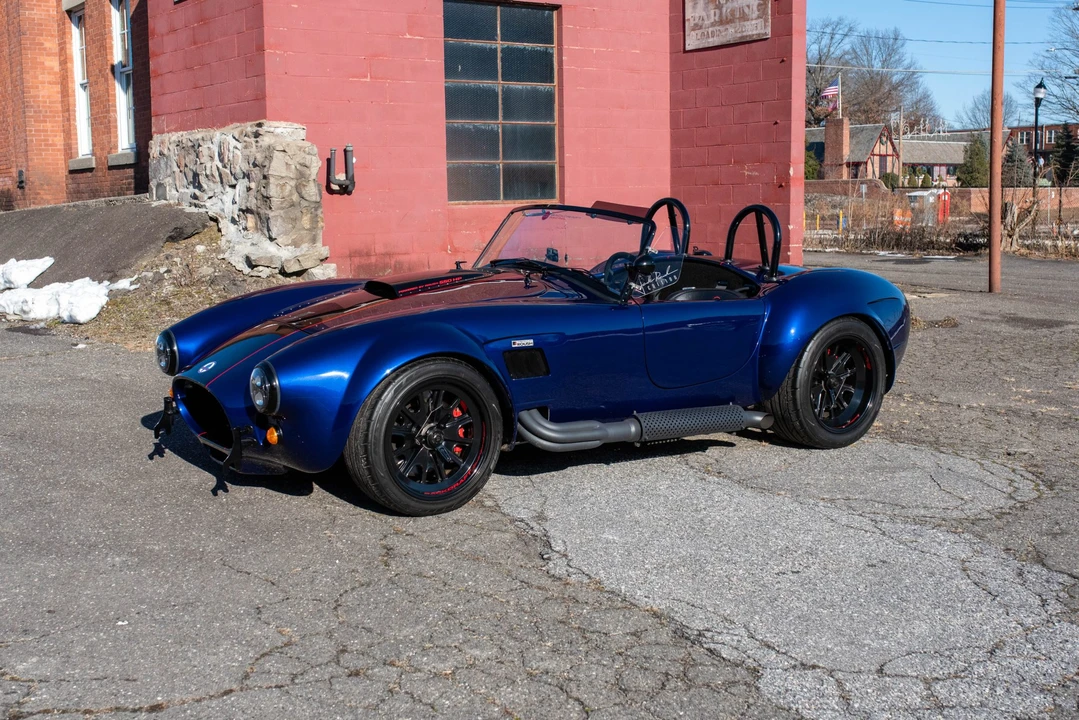 Shelby Cobra Replica - Image 14 of 31