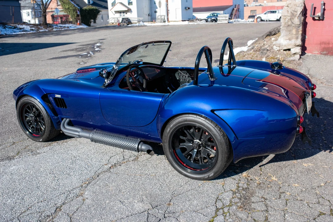 Shelby Cobra Replica - Image 16 of 31