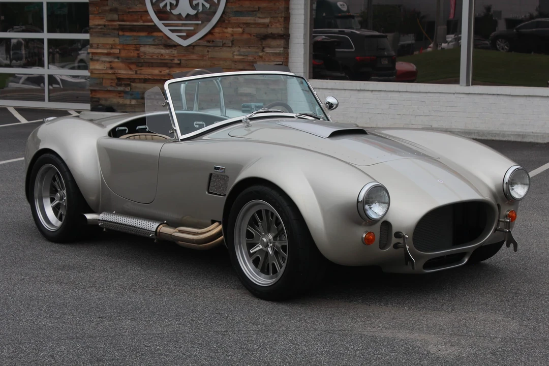 Shelby Cobra Replica - Image 27 of 31