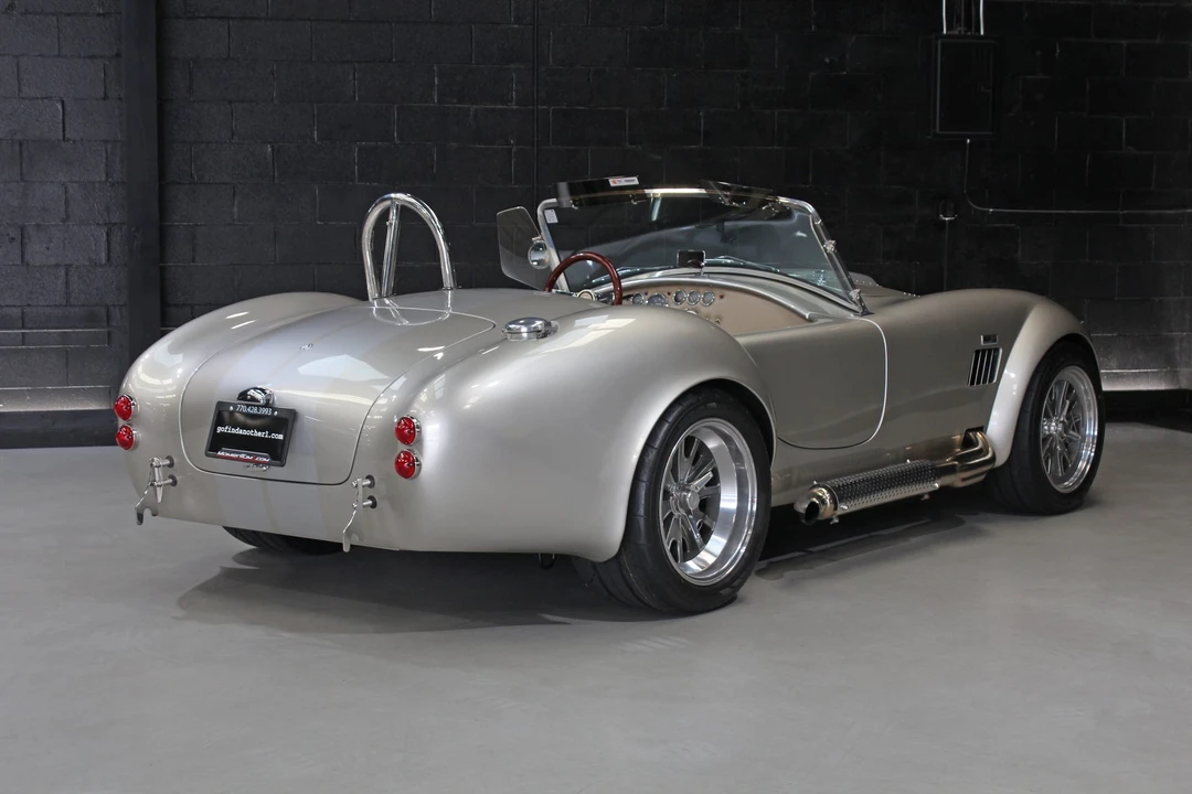 Shelby Cobra Replica - Image 30 of 31