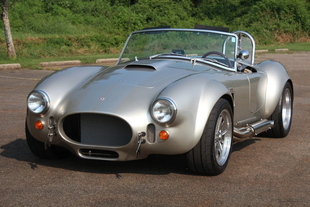 Shelby Cobra Replica - Image 7 of 31