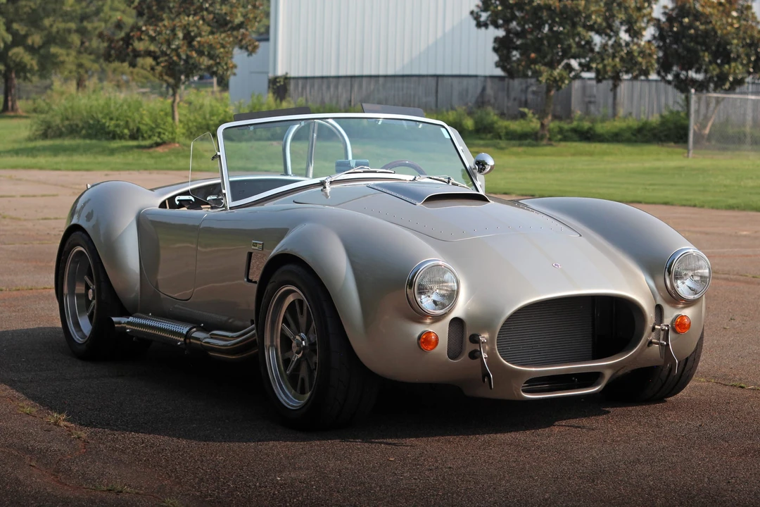 Shelby Cobra Replica - Image 18 of 31