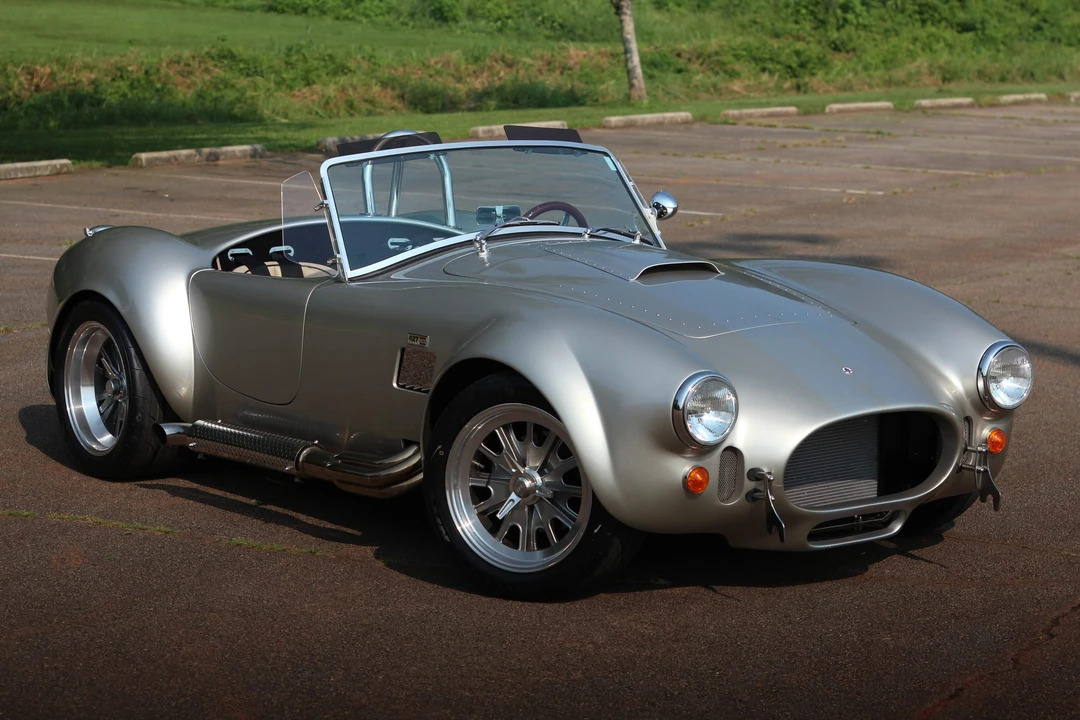 Shelby Cobra Replica - Image 19 of 31