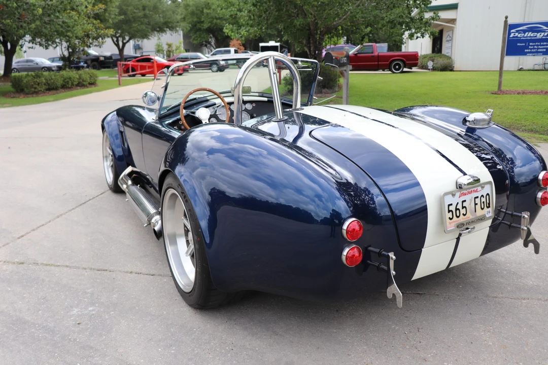 Shelby Cobra Replica - Image 11 of 31