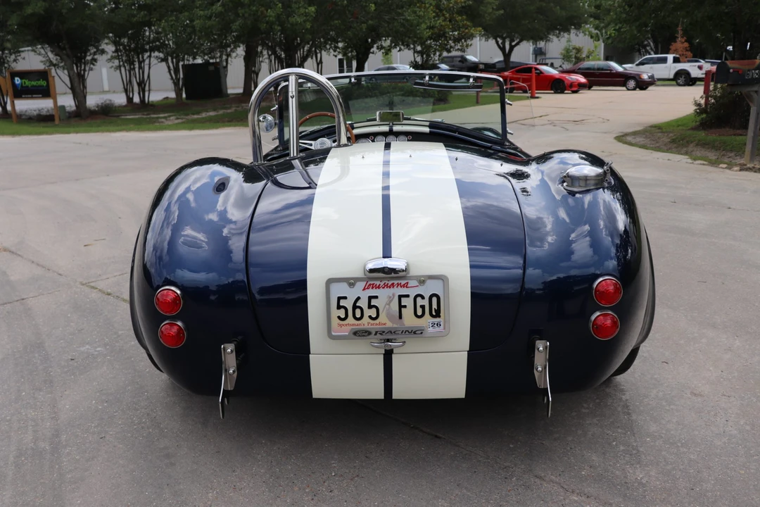 Shelby Cobra Replica - Image 10 of 31