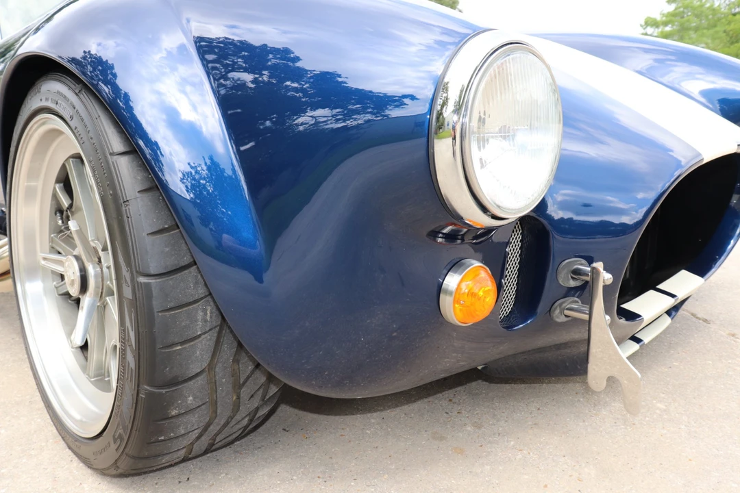 Shelby Cobra Replica - Image 14 of 31