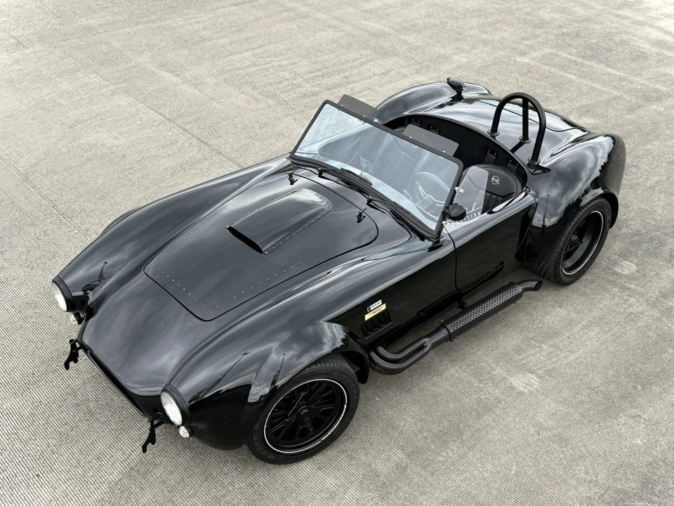 Shelby Cobra Replica - Image 26 of 31