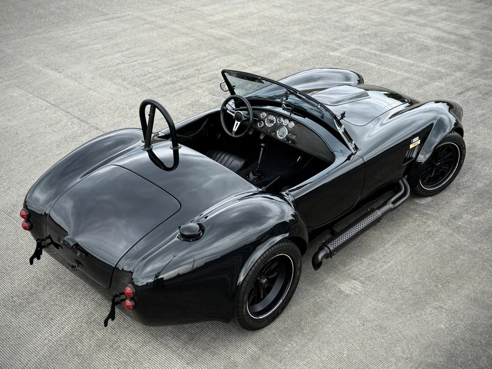 Shelby Cobra Replica - Image 27 of 31