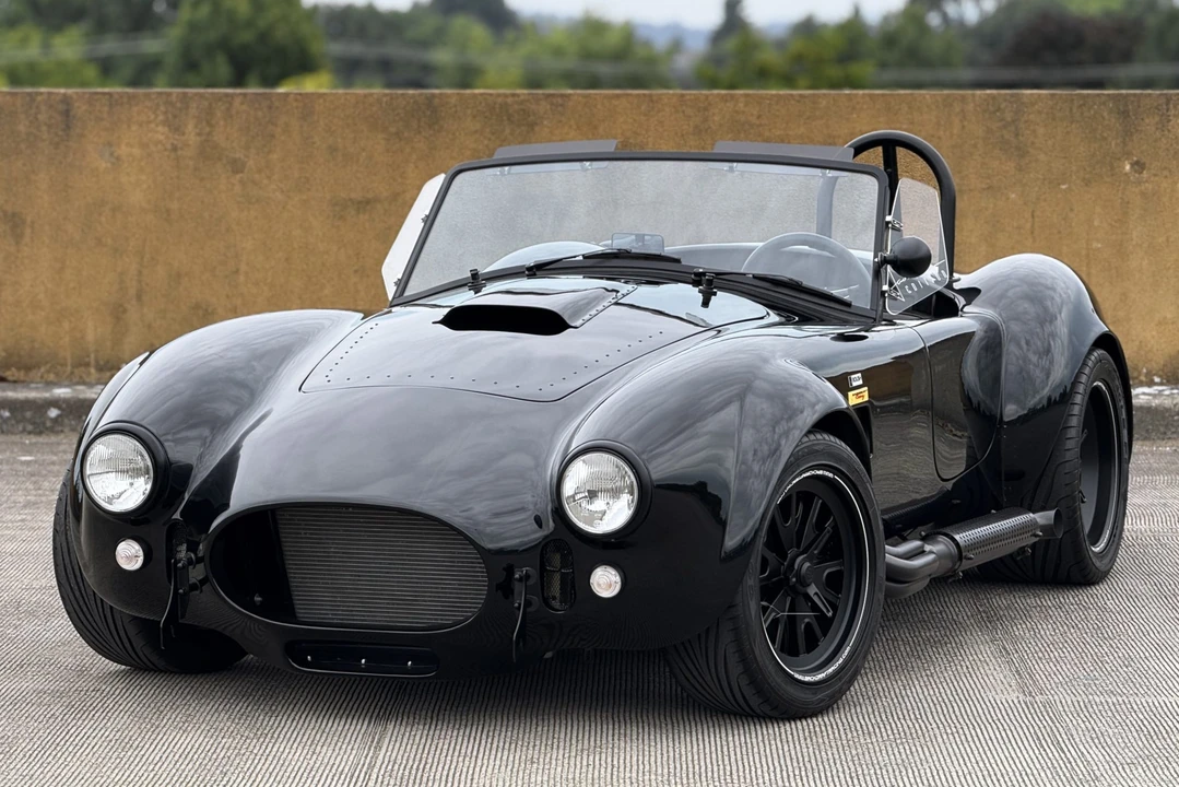 Shelby Cobra Replica - Image 29 of 31