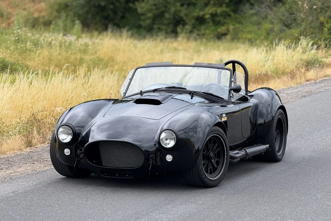Shelby Cobra Replica - Image 4 of 31