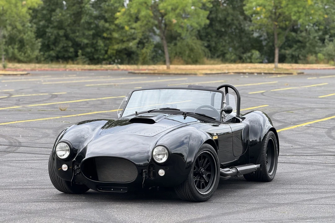 Shelby Cobra Replica - Image 23 of 31