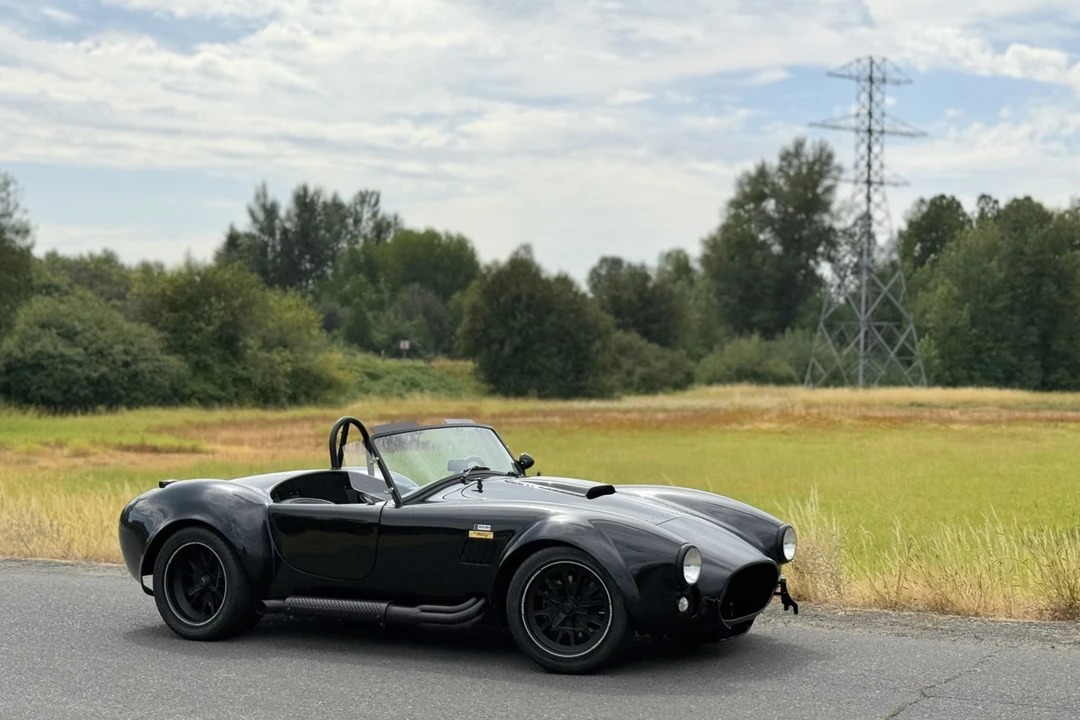 Shelby Cobra Replica - Image 13 of 31