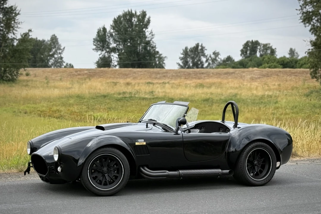 Shelby Cobra Replica - Image 5 of 31