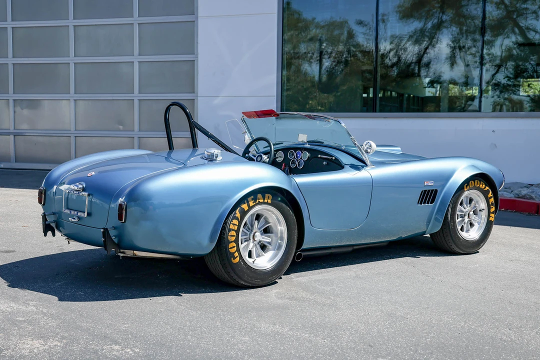 Shelby Cobra Replica - Image 11 of 31