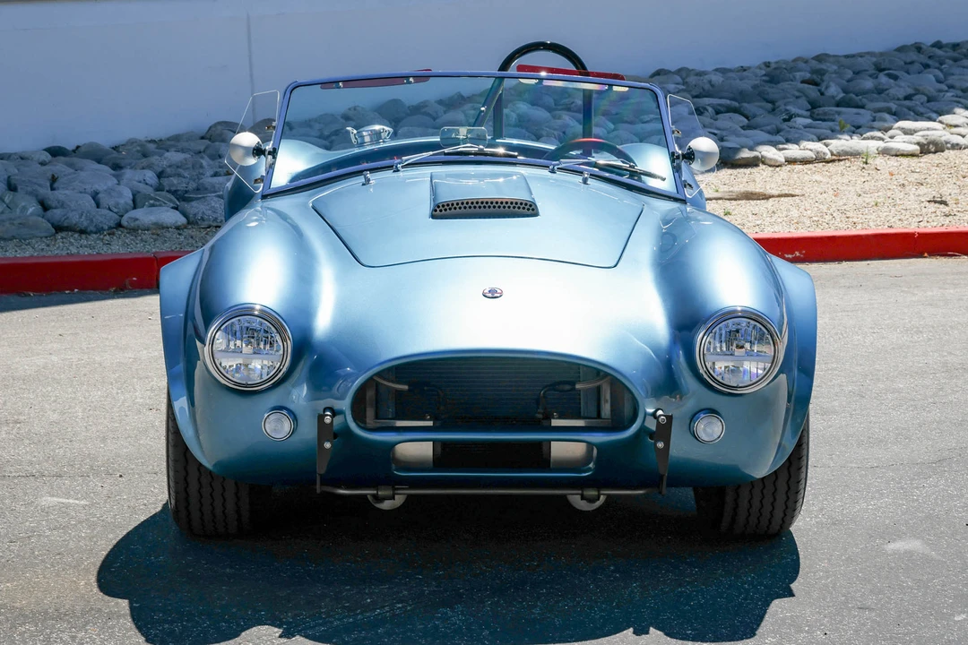 Shelby Cobra Replica - Image 15 of 31
