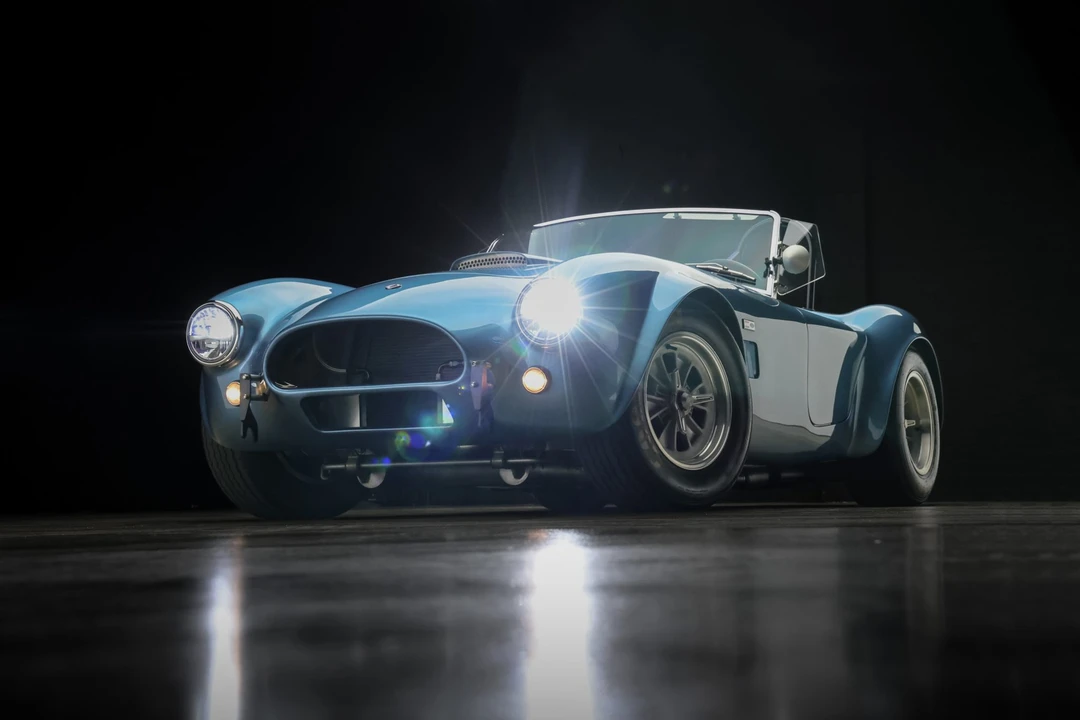 Shelby Cobra Replica - Image 16 of 31