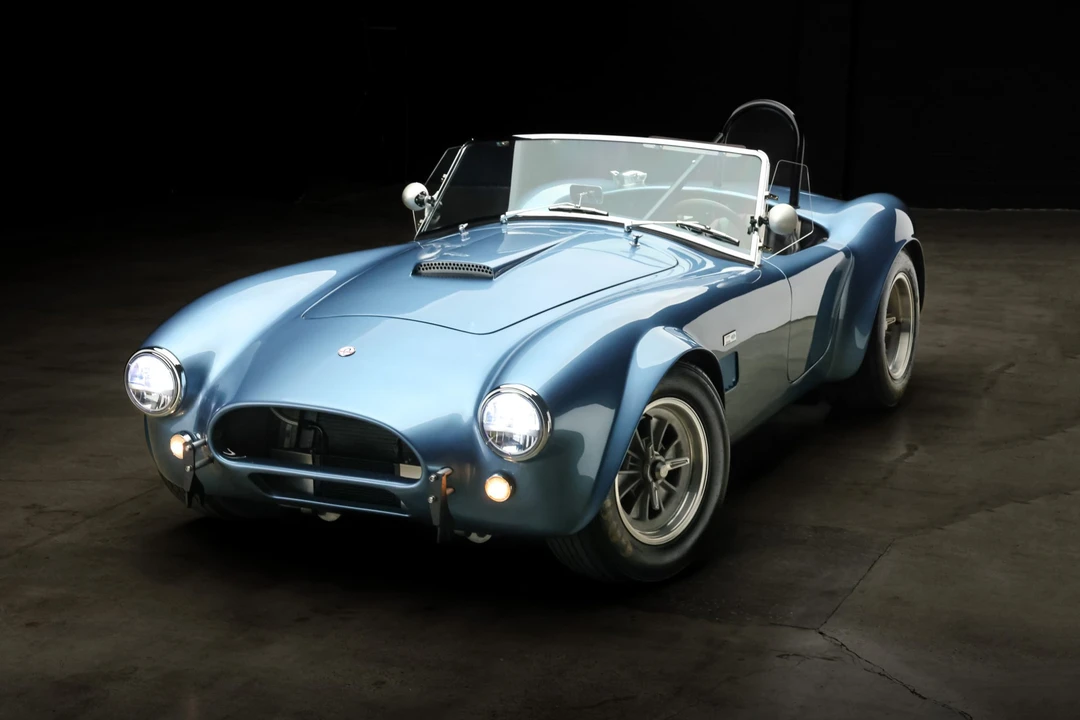Shelby Cobra Replica - Image 18 of 31