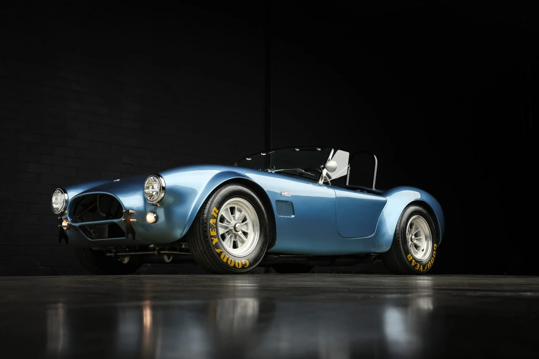 Shelby Cobra Replica - Image 19 of 31
