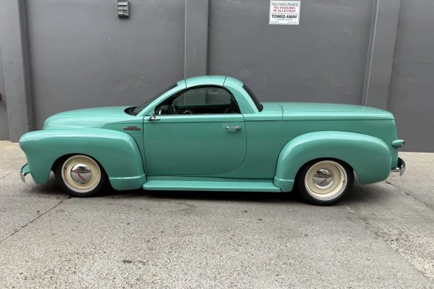 2003 Chevrolet SSR - Image 4 of 8
