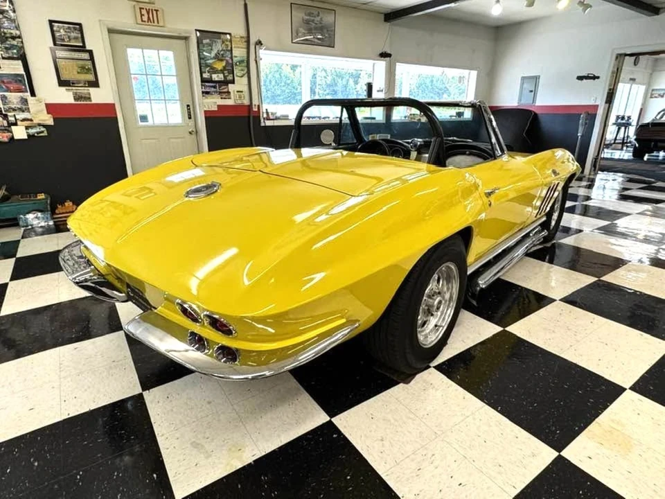 1966 Chevrolet Corvette C2 427 - Image 20 of 31