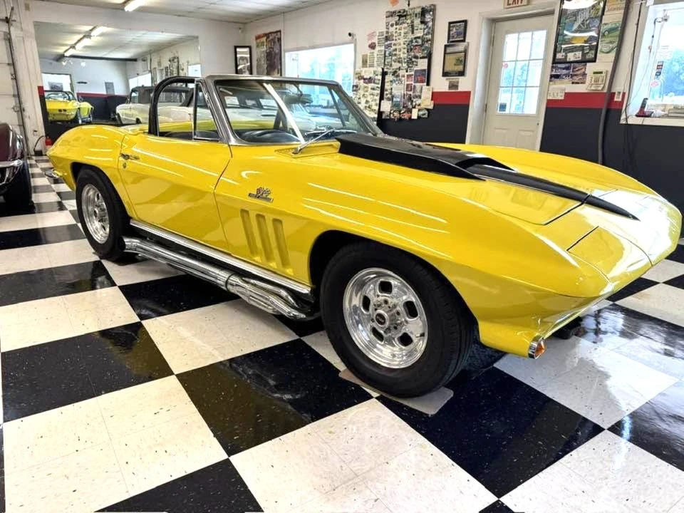 1966 Chevrolet Corvette C2 427 - Image 19 of 31