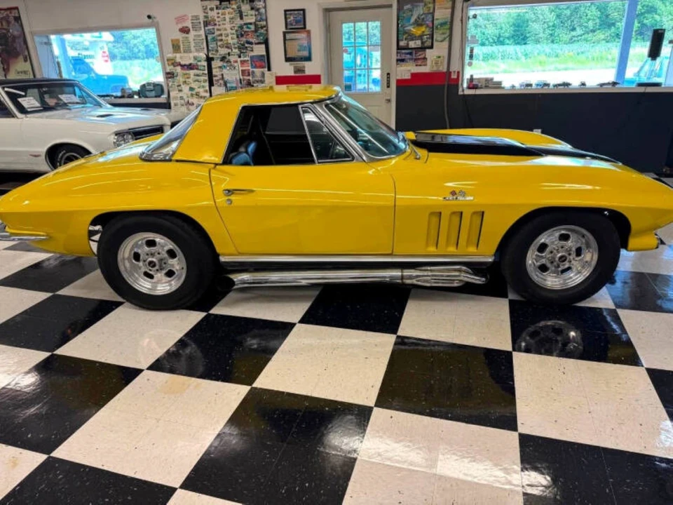 1966 Chevrolet Corvette C2 427 - Image 29 of 31