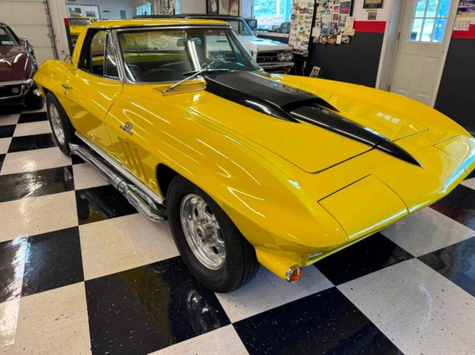 1966 Chevrolet Corvette C2 427 - Image 28 of 31