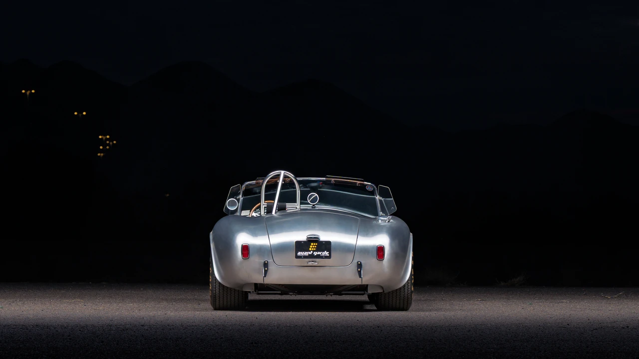 Shelby Cobra Replica - Image 18 of 31