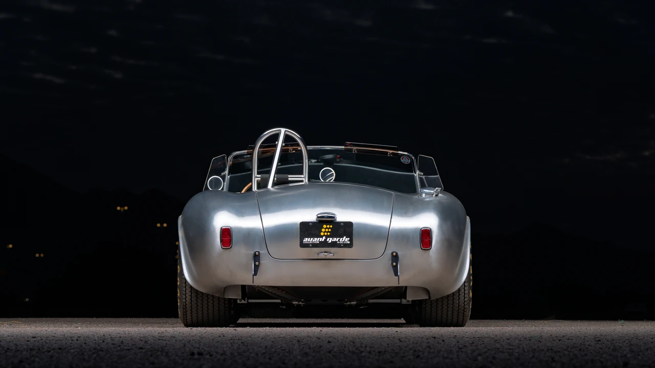 Shelby Cobra Replica - Image 19 of 31