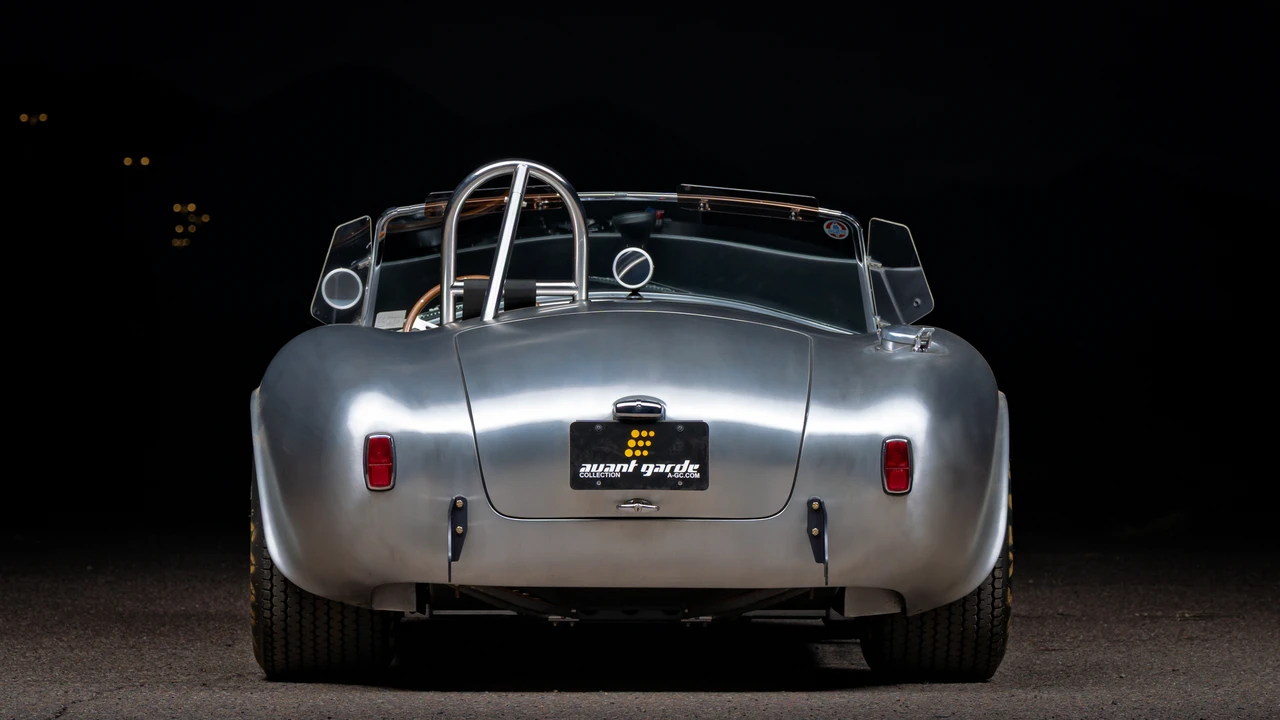 Shelby Cobra Replica - Image 20 of 31