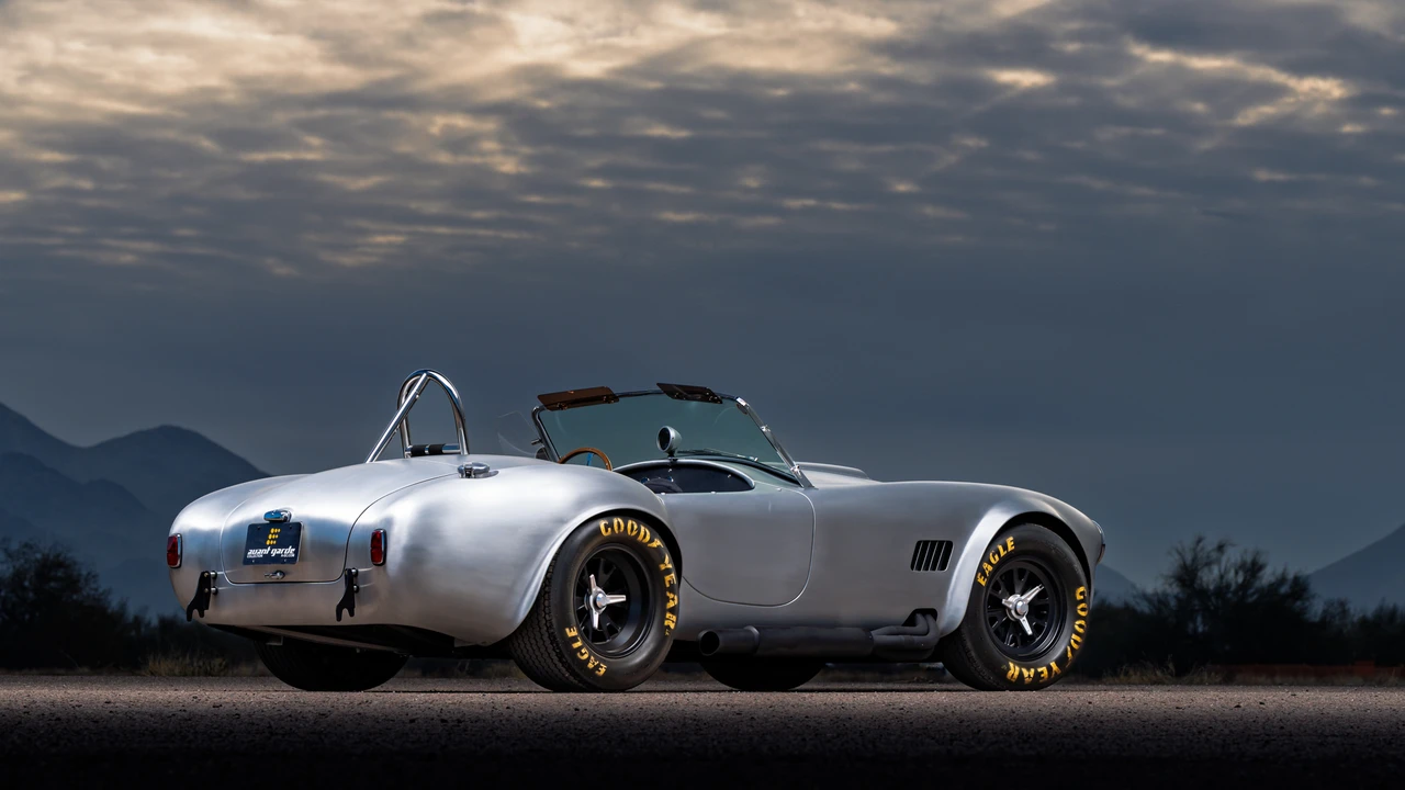Shelby Cobra Replica - Image 25 of 31